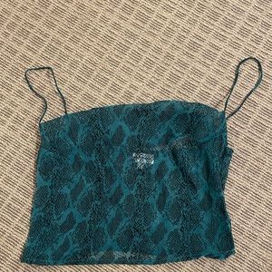 Superdown trendy crop top